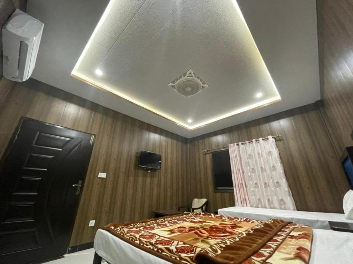 Oriole Guest House Исламабад Екстериор снимка